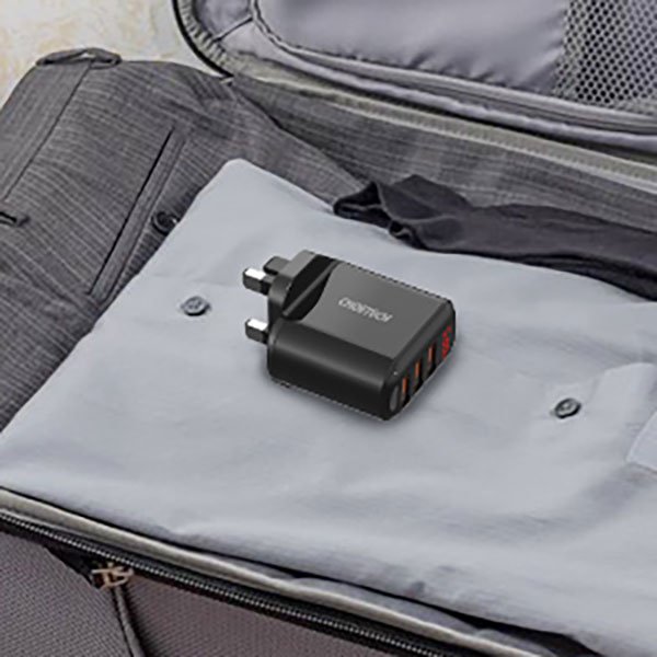 CHOETECH 3-Port USB Wall Charger with Digital Display Q5009 - Black - Image 4