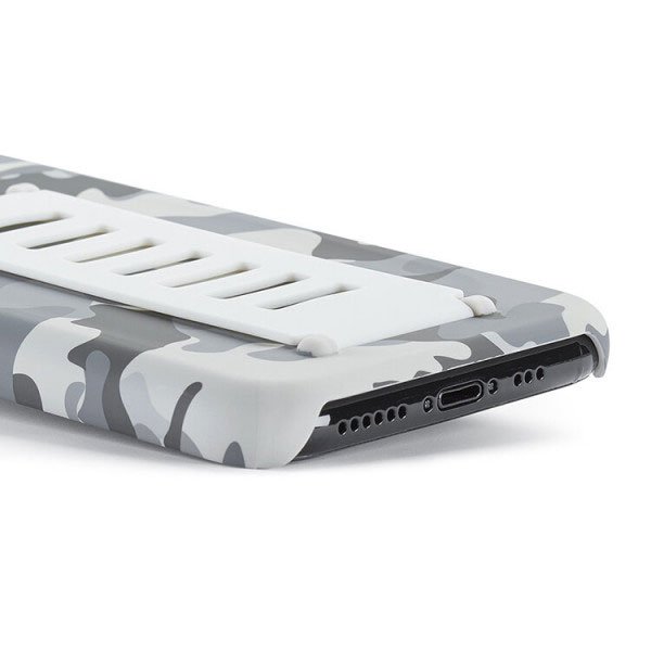 Grip2u SLIM Case for iPhone 11 Pro Max - Urban Camo - Image 4